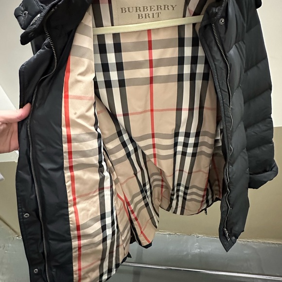 Burberry puffer coat - Picture 4 of 14